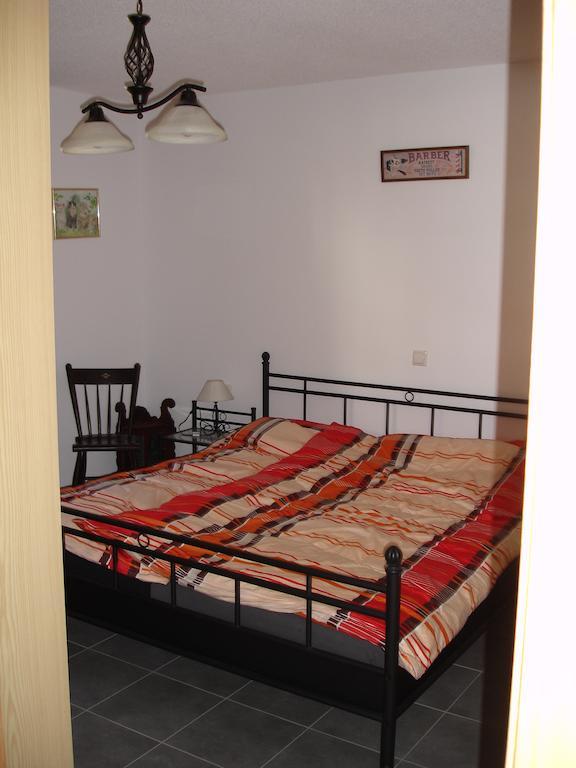 Haus Telisia Apartment Klosterle am Arlberg Room photo